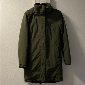 Women’s Olive Green Columbia Jacket reversible!